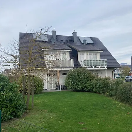 Strandloeper Kamin 250 M * Börgerende-Rethwisch